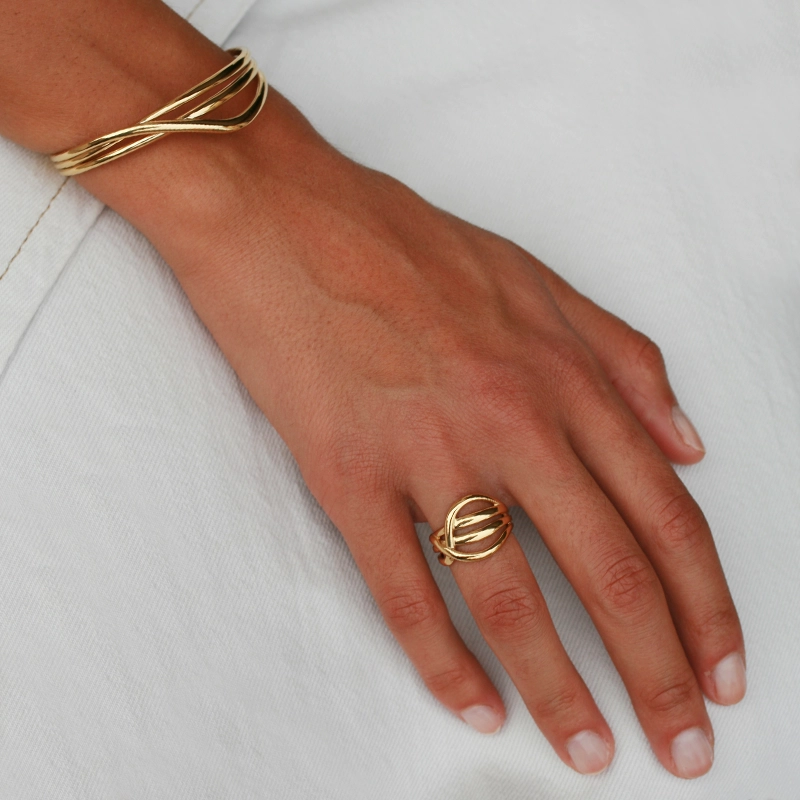 zazalili-jewllery-nerida-ring-bangle-gold-closeup