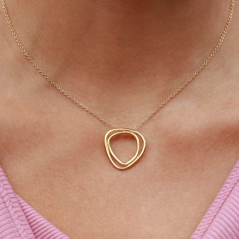 zazalili-nerida-necklace-gold-closeup